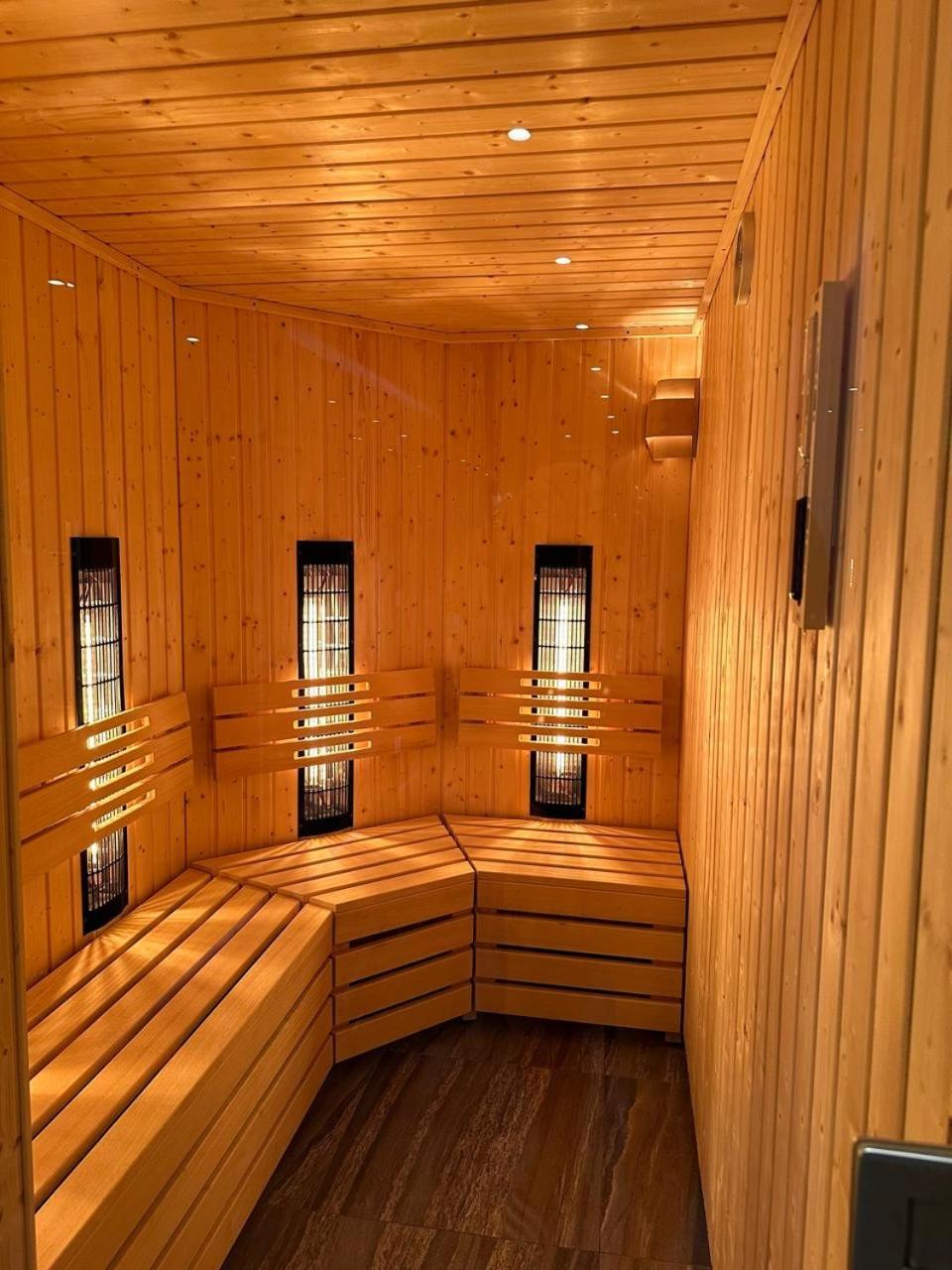 Baltic Comfort - Free Swimming Pool, Saunas & Fitness - Kasprowicza 20 Apartment
